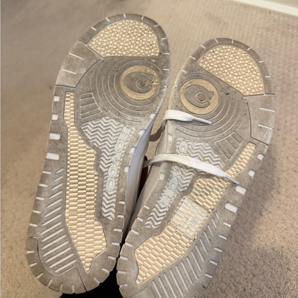 Coach white sneakers size 9 - Picture 3 of 4